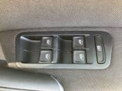 VOLKSWAGEN GOLF 2020 (20)