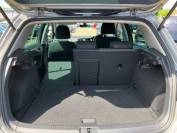 VOLKSWAGEN GOLF 2020 (20)