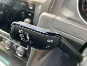 VOLKSWAGEN GOLF 2020 (20)