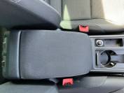 VOLKSWAGEN GOLF 2020 (20)
