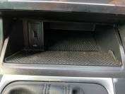 VOLKSWAGEN GOLF 2020 (20)
