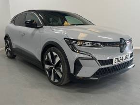 RENAULT MEGANE E-TECH 2024 (24) at Perrys Alfreton