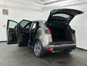 PEUGEOT 3008 2019 (69)