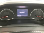 PEUGEOT 2008 2021 (71)