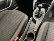 PEUGEOT 2008 2021 (71)