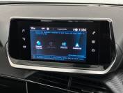 PEUGEOT 2008 2021 (71)