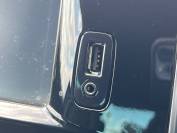 RENAULT CLIO 2018 (68)