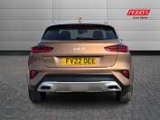 KIA XCEED 2022 (22)