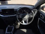 KIA XCEED 2022 (22)