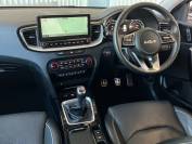 KIA XCEED 2022 (22)