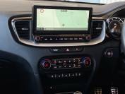 KIA XCEED 2022 (22)