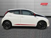 TOYOTA AYGO 2021 (71)
