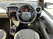 TOYOTA AYGO 2021 (71)