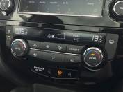 NISSAN QASHQAI 2019 (19)