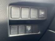 NISSAN QASHQAI 2019 (19)