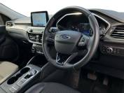 FORD KUGA 2021 (21)