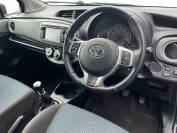 TOYOTA YARIS 2012 (62)