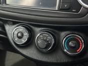 TOYOTA YARIS 2012 (62)