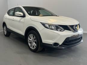 NISSAN QASHQAI 2015 (15) at Perrys Alfreton