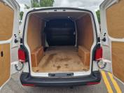 VOLKSWAGEN TRANSPORTER 2023 (72)