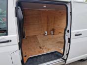 VOLKSWAGEN TRANSPORTER 2023 (72)