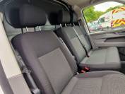 VOLKSWAGEN TRANSPORTER 2023 (72)