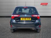 TOYOTA YARIS 2018 (18)
