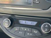 TOYOTA YARIS 2018 (18)