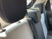 TOYOTA YARIS 2018 (18)
