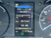 TOYOTA YARIS 2018 (18)