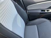 TOYOTA YARIS 2018 (18)