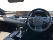 LEXUS ES 2021 (71)