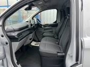 FORD TRANSIT CUSTOM 2025 (C0037)