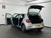 VOLKSWAGEN POLO 2023 (72)
