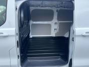FORD TRANSIT CUSTOM 2025 (C0032)