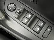 PEUGEOT 2008 2024 (73)