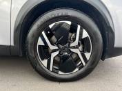 PEUGEOT 2008 2024 (73)