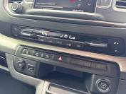 VAUXHALL VIVARO-LIFE 2023 (23)