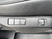 VAUXHALL VIVARO-LIFE 2023 (23)