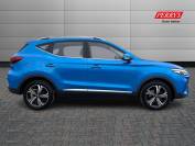 MG ZS 2022 (22)