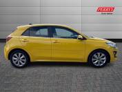 KIA RIO 2023 (23)