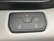 FORD EXPLORER 2024 (74)