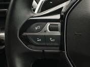 PEUGEOT 3008 2022 (22)