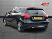 MERCEDES-BENZ A CLASS 2018 (18)
