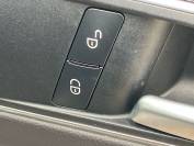 MERCEDES-BENZ A CLASS 2018 (18)