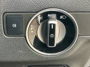 MERCEDES-BENZ A CLASS 2018 (18)