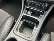 MERCEDES-BENZ A CLASS 2018 (18)