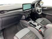 FORD KUGA 2024 (74)