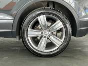 VOLKSWAGEN TIGUAN 2019 (19)