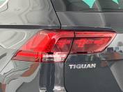 VOLKSWAGEN TIGUAN 2019 (19)